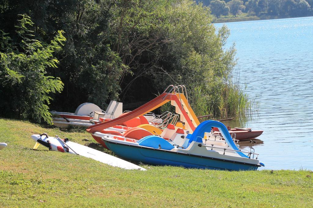 Il Castoro Di Martignano Villa Anguillara Sabazia Bagian luar foto